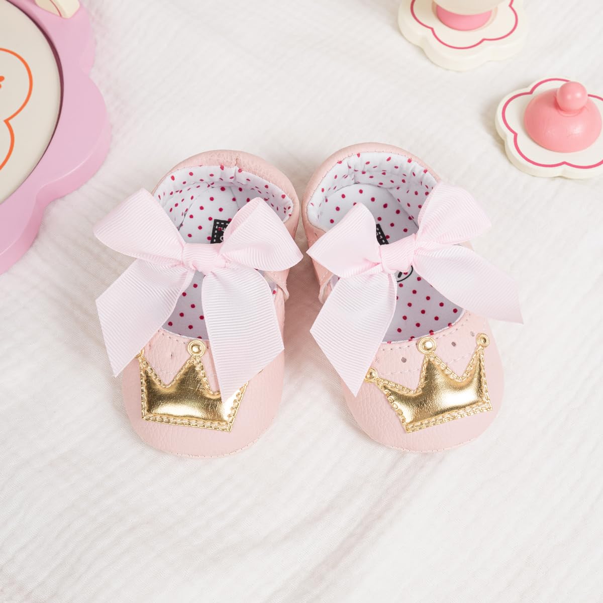 Meckior Zapatos planos de princesa hechos a mano para bebés, niñas y niños, para primeros pasos, de piel sintética suave, antideslizantes, para cuna, vestido de boda