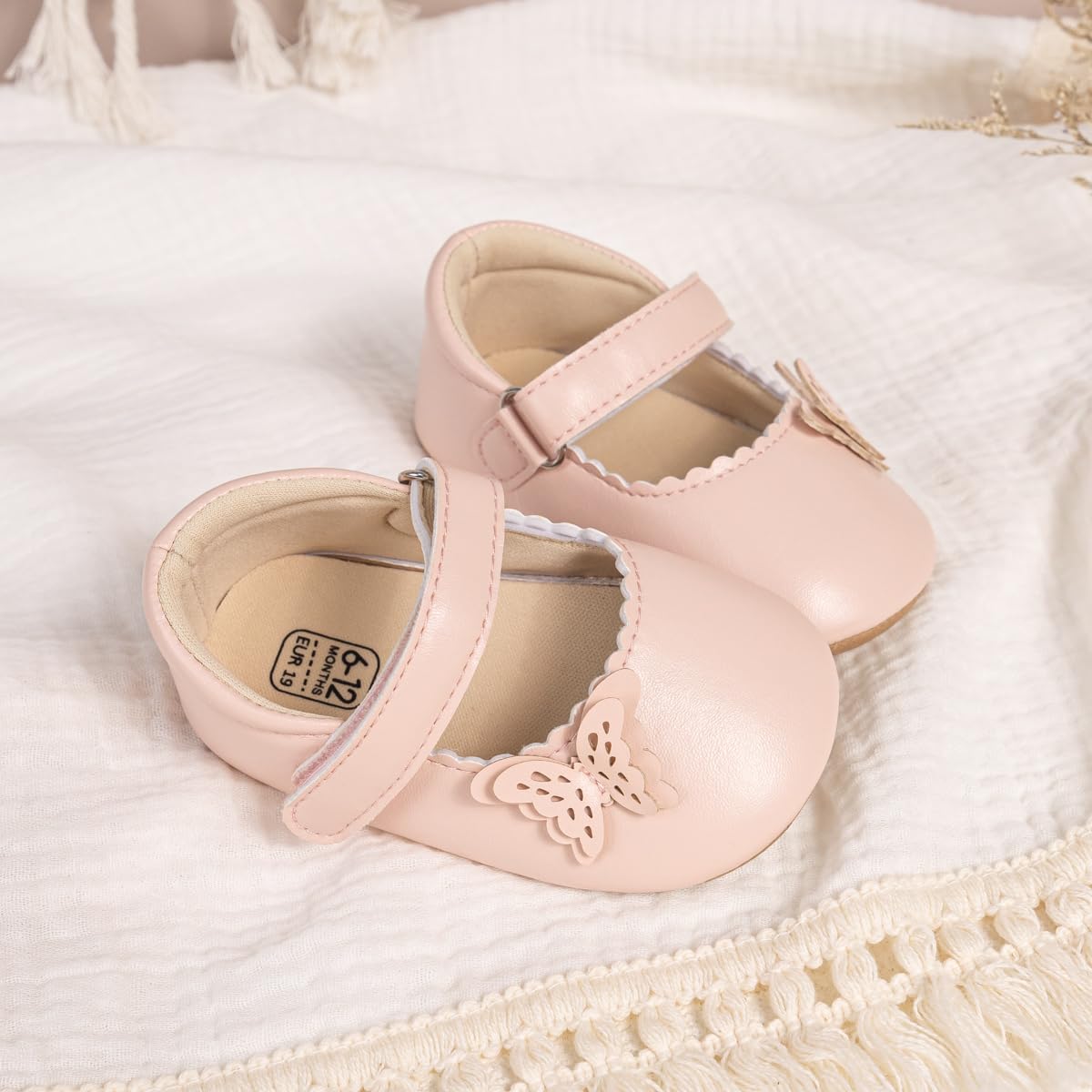 Meckior Zapatos planos de princesa hechos a mano para bebés, niñas y niños, para primeros pasos, de piel sintética suave, antideslizantes, para cuna, vestido de boda