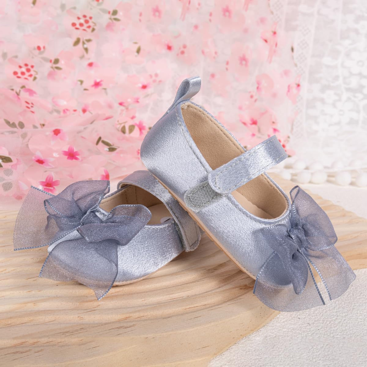 Meckior Zapatos planos de princesa hechos a mano para bebés, niñas y niños, para primeros pasos, de piel sintética suave, antideslizantes, para cuna, vestido de boda