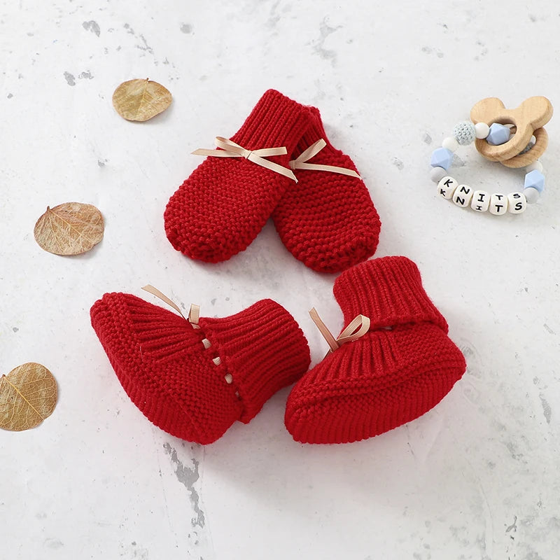 Zapatos, calzados, medias cálidas tejidas para bebés para invierno Baby Shoes + Gloves Set Knit Newborn Girls Boys Boots Mitten Fashion Butterfly-knot Toddler Infant Slip-On Bed Shoes Hand Made